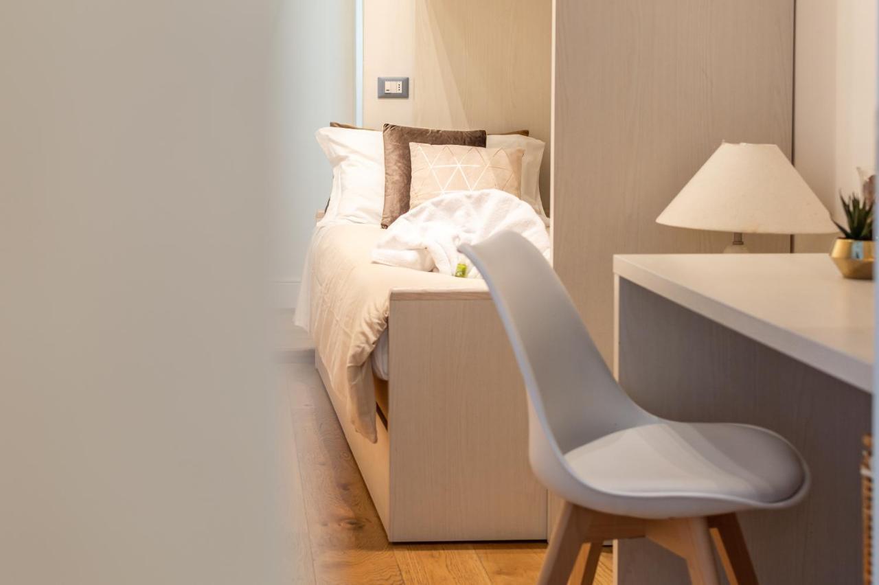 E Quindi Uscimmo A Riveder Le Stelle Apartment Florence Ngoại thất bức ảnh